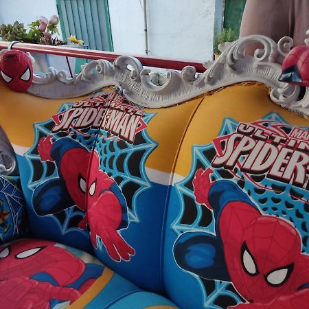 Hotel Spiderman House CTA Exterior foto