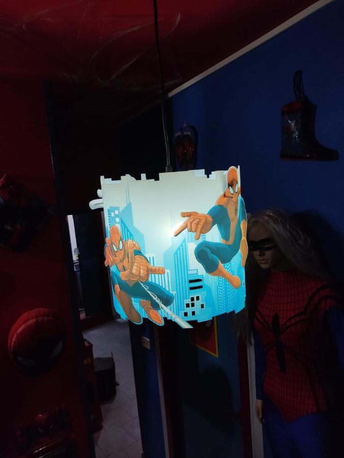 Hotel Spiderman House CTA Exterior foto